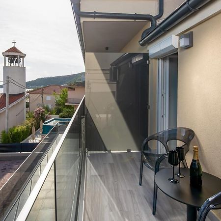 Villa Mandalinic أوميس المظهر الخارجي الصورة