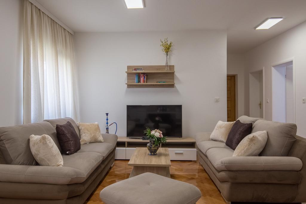 Villa Mandalinic أوميس المظهر الخارجي الصورة