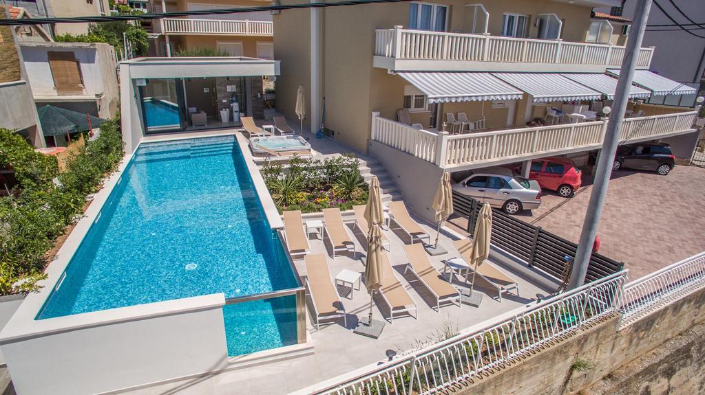 Villa Mandalinic أوميس المظهر الخارجي الصورة