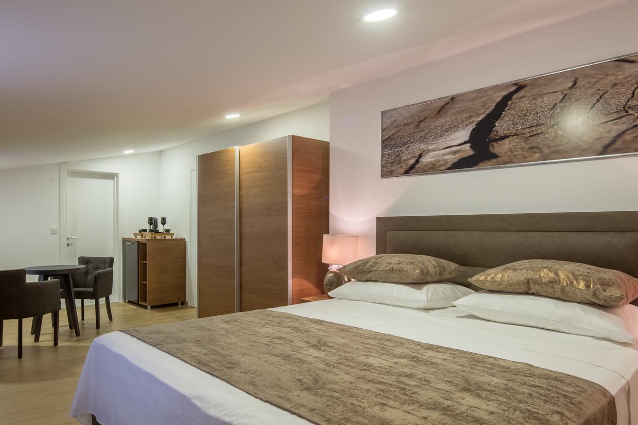 Villa Mandalinic أوميس المظهر الخارجي الصورة